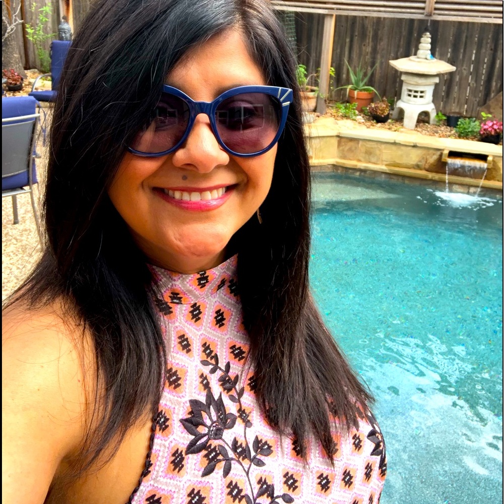 TORY BURCH FOR SALE SOON